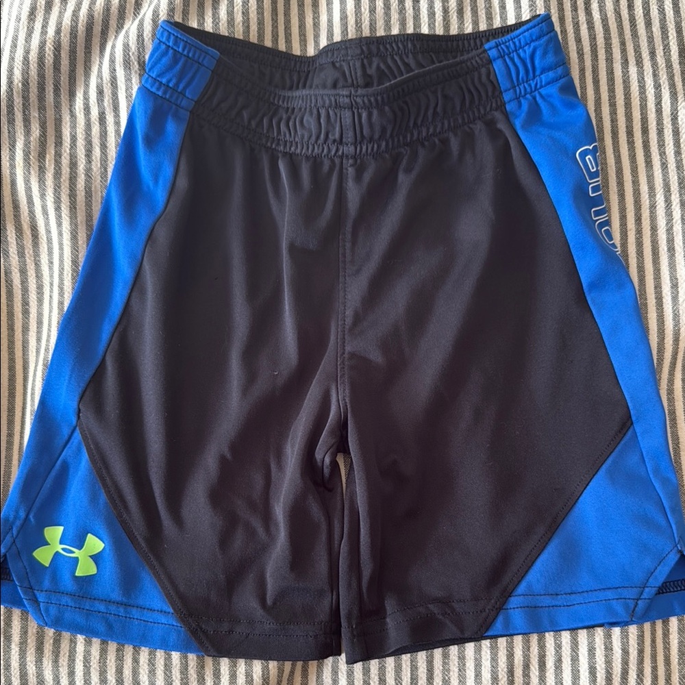 Under Armour Black and Blue Athletic Shorts Lightweight Performance